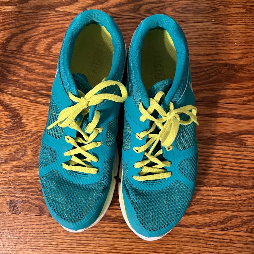 Nike Sneakers